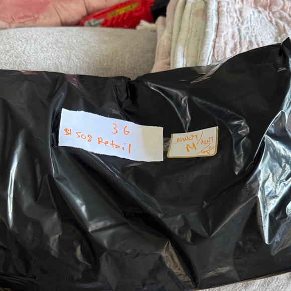 FREE PEOPLE MYSTERY BUNDLE MEDIUM - Picture 1 of 2